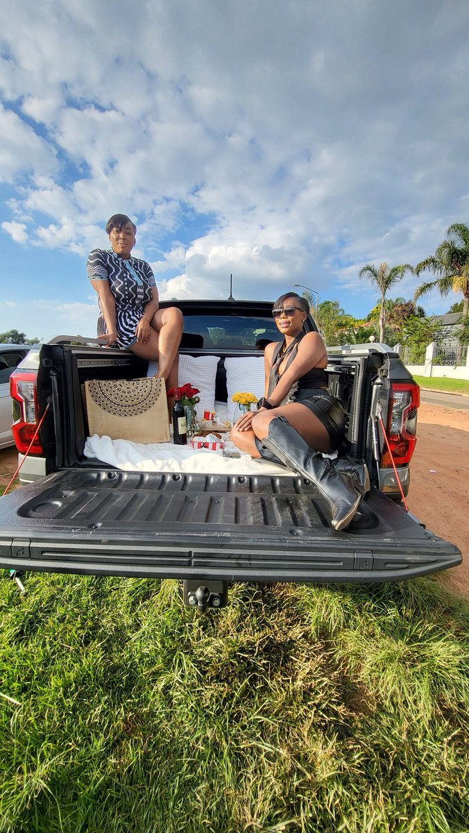 DOZ (@dozthebe) on Twitter photo Never met a sunset I didnt like ๐
As we continue exploring South Africa with an amazing adventure with FORD RANGER PLATINUM BUILT TOUGH in SA ๐๐พ๐๐พ! A perfect traveller's and adventures dream truck with a powerful 3.0-liter V6 turbodiesel engine!!! Let's travel <a href="/FordSouthAfrica/">Ford South Africa</a> Never met a sunset I didnt like ๐
As we continue exploring South Africa with an amazing adventure with FORD RANGER PLATINUM BUILT TOUGH in SA ๐๐พ๐๐พ! A perfect traveller's and adventures dream truck with a powerful 3.0-liter V6 turbodiesel engine!!! Let's travel <a href="/FordSouthAfrica/">Ford South Africa</a>