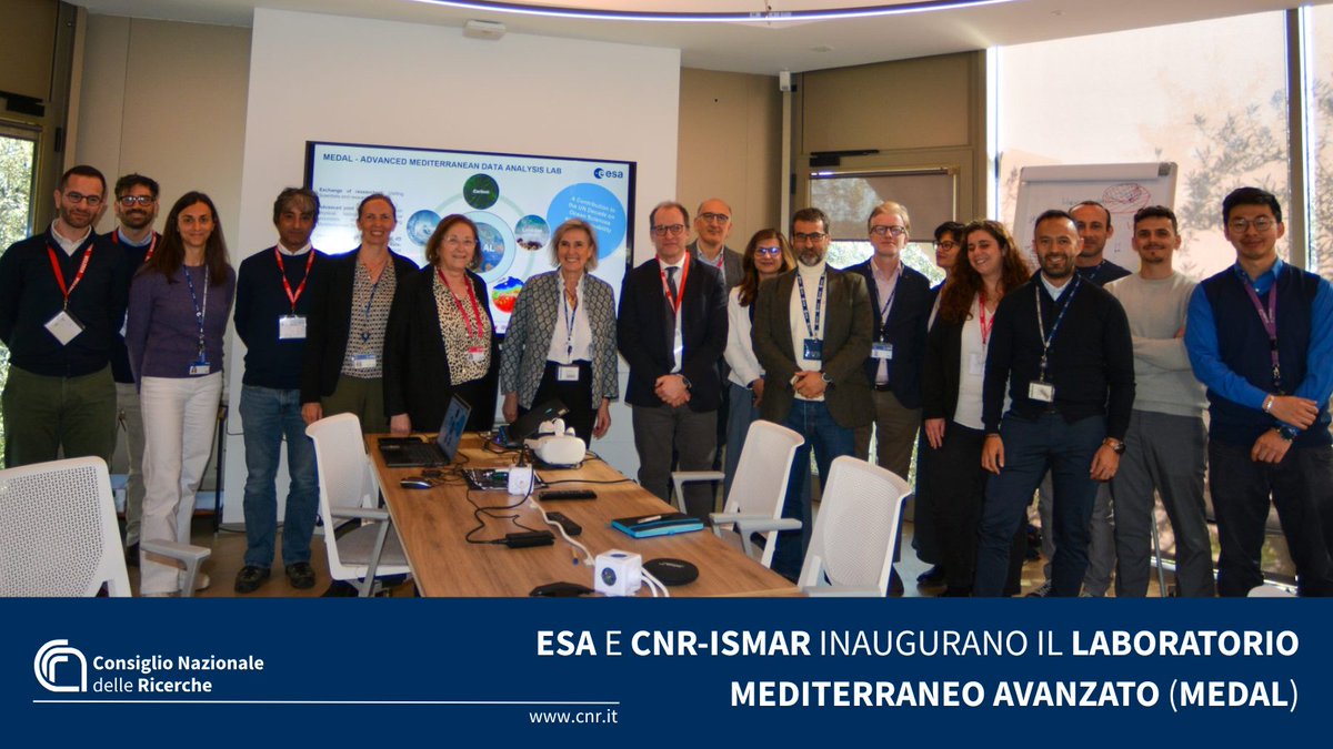 Il #7aprile25, <a href="/esa/">European Space Agency</a>  e <a href="/CnrIsmar/">CNR-ISMAR</a> hanno inaugurato il Laboratorio Mediterraneo avanzato #MeDAL
Un importante passo avanti nella ricerca nel #Mediterraneo e un impegno per la #openscience e lo scambio di conoscenze
Scopri di più👇
cnr.it/it/news/13458

<a href="/EO_OPEN_SCIENCE/">EO OPEN SCIENCE</a>
<a href="/MC_Carro/">MariaChiara Carrozza</a>
