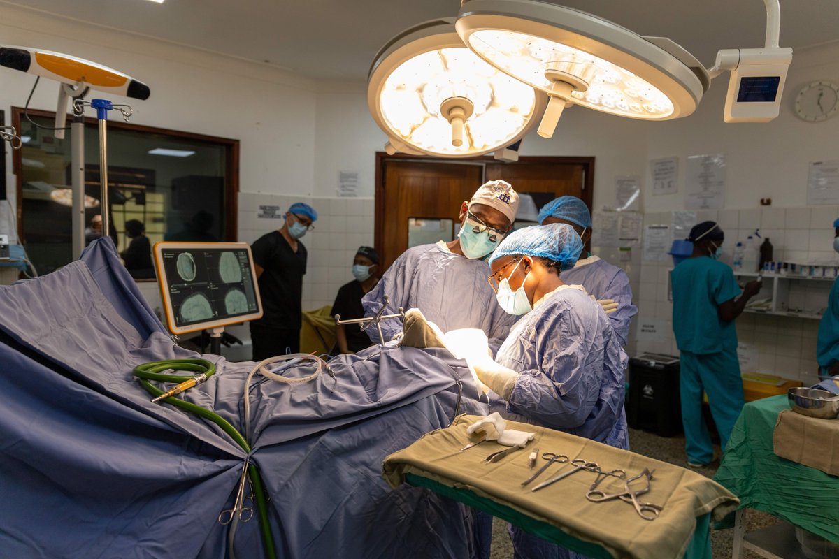 CUREuganda's tweet image. CURE Uganda installed the country's first Brainlab neuro-navigation system in Feb! This tech boosts surgical precision for kids with brain tumors & epilepsy. Every child deserves excellent care.
Read more: uganda.cure.org/news/cure-ugan…
#HopeAndHealing #PediatricNeurosurgery