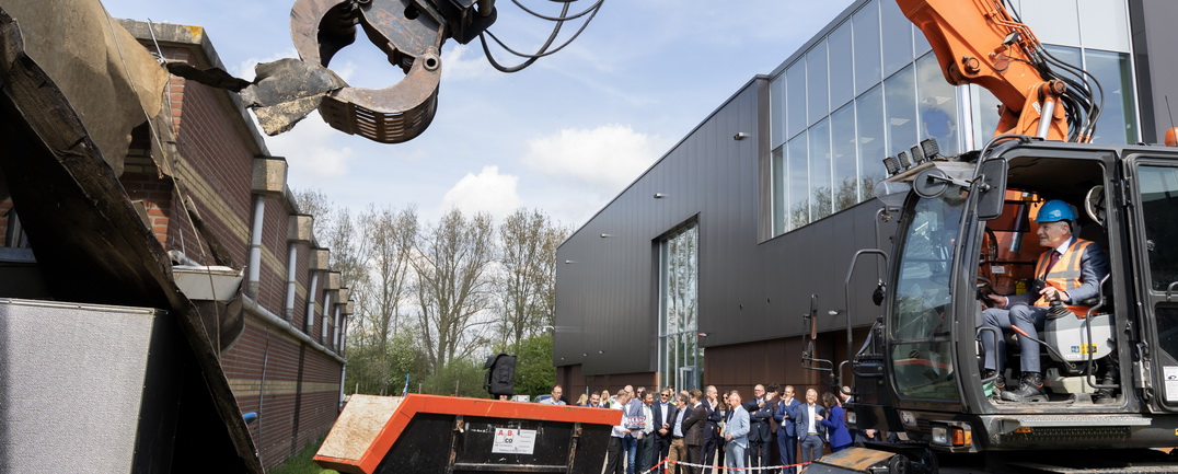 Met de feestelijke opening van zuiveringsstation Kamerik  markeert Oasen een belangrijke mijlpaal voor de drinkwatervoorziening in  het Groene Hart.

nieuwkoper.nl/toekomstbesten…