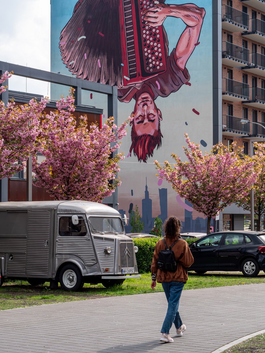 SIPTofficial's tweet photo. 🎨 Happy World Art Day, Warsaw! 🖼️
Celebrate creativity, culture, and color all around you. Whether you're an art lover, curious explorer, or weekend wanderer — today is the perfect time to embrace the beauty of artistic expression.
✨ Top things to do in Warsaw on World Art Day:
🖌️ Stroll through vibrant street art in Praga
🖼️ Visit world-class exhibitions at the National Museum in Warsaw
🏛️ Explore hidden gems and local galleries like Zachęta – National Gallery of Art
🎭 Experience live performances and installations in the city’s creative spaces

📸 Don’t forget to share your favorite art moments using #WorldArtDay #ArtInWarsaw #ExploreWarsaw
Let’s turn the city into a canvas! 🧑‍🎨🌆