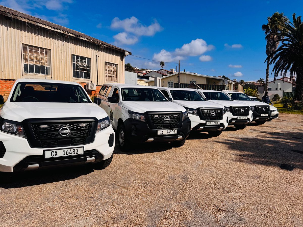 bitou_muni's tweet image. MEDIA RELEASE | Bitou unveils new fleet to bolster service delivery efforts 
This is as the municipality unveiled its new fleet this week.

Read more: bitou.gov.za/node/2173

#BitouServiceDelivery #BitouNews #BitouTrucks #CommunityServices #Engineering