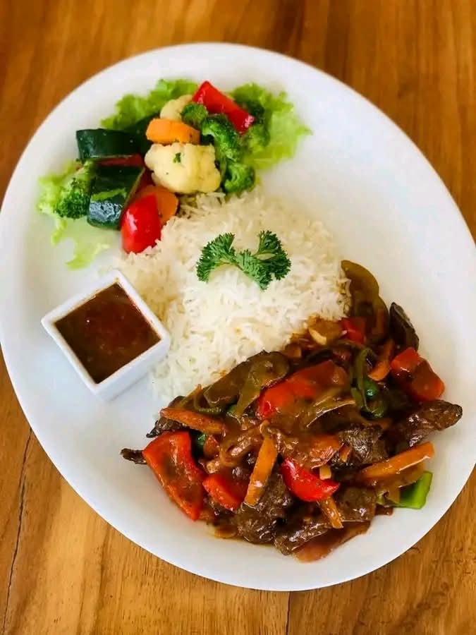 EmeraldHotelkla's tweet photo. ๐ Good Food, Great Ambiance! ๐
Dine in comfort and indulge in delicious meals at Emerald Hotel Kampala! ๐ฝ๏ธ
๐ Visit us today!
๐ 0752747529 | 0773561524
๐ง emeraldgreenuganda@gmail.com
#DineWithUs #FoodLovers #EmeraldExperience #TasteTheBest https://t.co/M7bvQwtjYG