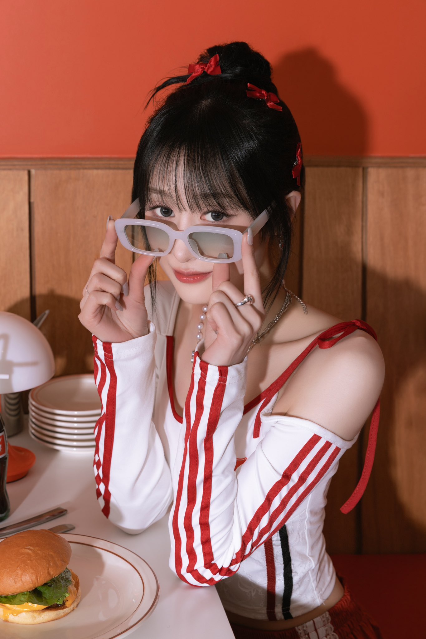 Goubf-naUAEZWzS?format=jpg&name=large