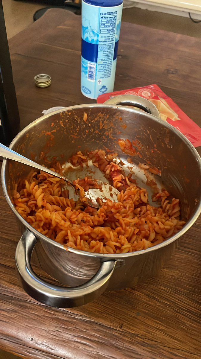 <a href="/GalitDistel/">Galit Distel Atbaryan - גלית דיסטל אטבריאן</a> סיר הפסטה הכשלפ הדוחה שלי שיקבל יותר לייקים ממך