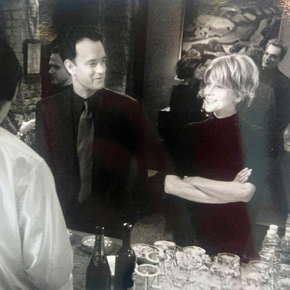 Book party! 💫✨🥂 countryandtownhouse.com/culture/booksh… don’t forget to pick up The Collector from ⁦<a href="/countryandtown/">Country and Town House</a>⁩ a beautiful print edition in itself! 💫✨📚📚📚