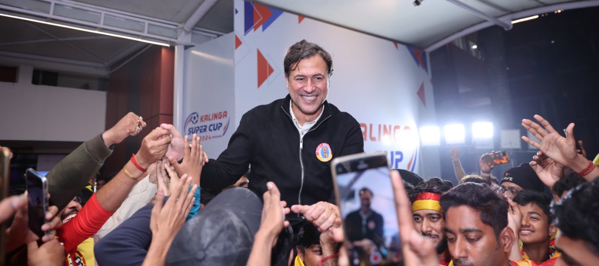 Carles Cuadrat (@carlescuadrat) on Twitter photo Interesting data by <a href="/IndSuperLeague/">Indian Super League</a>
Proud to been directly involved in all Trophies of BFC & EB since participating in ISL ⭐️🏆
3 different Titles at 2 🔝 clubs
The joy of celebrating together with fans, players&staff, seeing so many people happy, best reward after a Triumph Interesting data by <a href="/IndSuperLeague/">Indian Super League</a>
Proud to been directly involved in all Trophies of BFC & EB since participating in ISL ⭐️🏆
3 different Titles at 2 🔝 clubs
The joy of celebrating together with fans, players&staff, seeing so many people happy, best reward after a Triumph