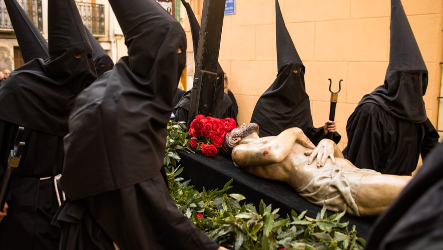 CHenryDelapomme's tweet image. Vendredi Saint ✝️
#Procession de la Sanch + 900 pénitents &amp;amp; 30 misteris, vont sillonner (18 04 2025) comme depuis plus de 600 ans les ruelles de #Perpignan, départ #Eglise Saint-Jacques
#Paques #France #Catalogne #Pâques #Christians #Pyrénées #Catalunya #Patrimoine #SemaineSainte