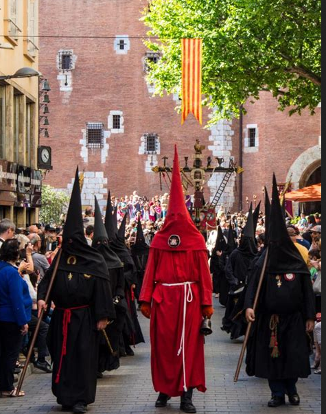 CHenryDelapomme's tweet image. Vendredi Saint ✝️
#Procession de la Sanch + 900 pénitents &amp;amp; 30 misteris, vont sillonner (18 04 2025) comme depuis plus de 600 ans les ruelles de #Perpignan, départ #Eglise Saint-Jacques
#Paques #France #Catalogne #Pâques #Christians #Pyrénées #Catalunya #Patrimoine #SemaineSainte
