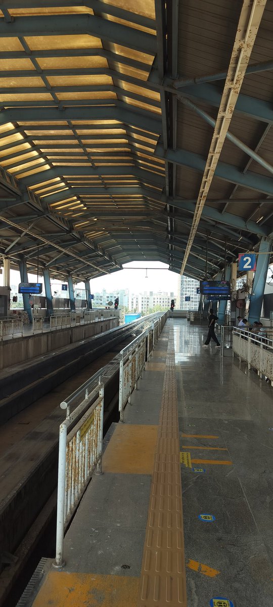 ranjitsanjay's tweet photo. It's become a routine that in the afternoon Monorails being cancelled without any information to the passengers https://t.co/GiMFfVXQT4