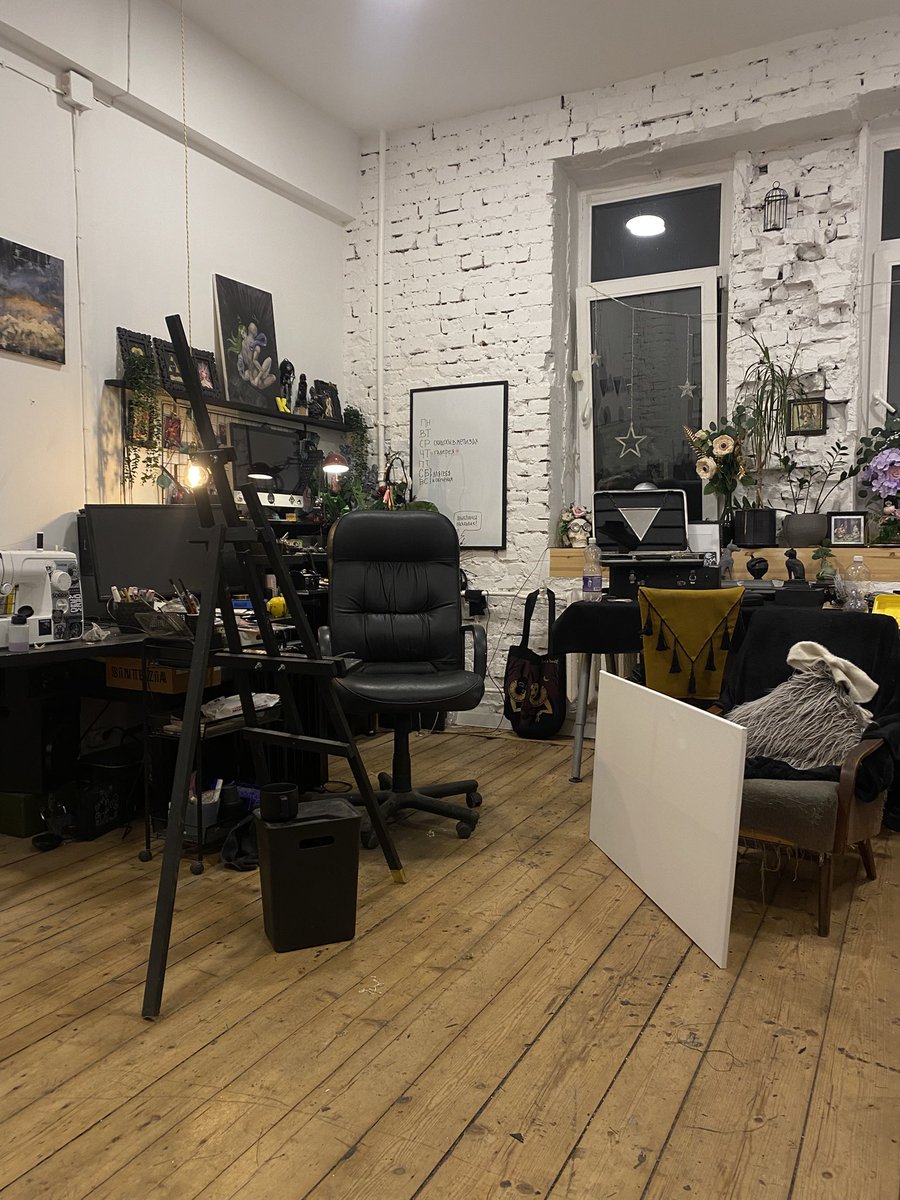 Не знаю как я вообще жила без женского гаража. Гараж мой гараж.