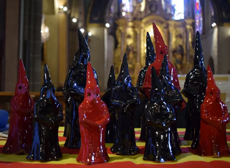 CHenryDelapomme's tweet image. Vendredi Saint ✝️
#Procession de la Sanch + 900 pénitents &amp;amp; 30 misteris, vont sillonner (18 04 2025) comme depuis plus de 600 ans les ruelles de #Perpignan, départ #Eglise Saint-Jacques
#Paques #France #Catalogne #Pâques #Christians #Pyrénées #Catalunya #Patrimoine #SemaineSainte