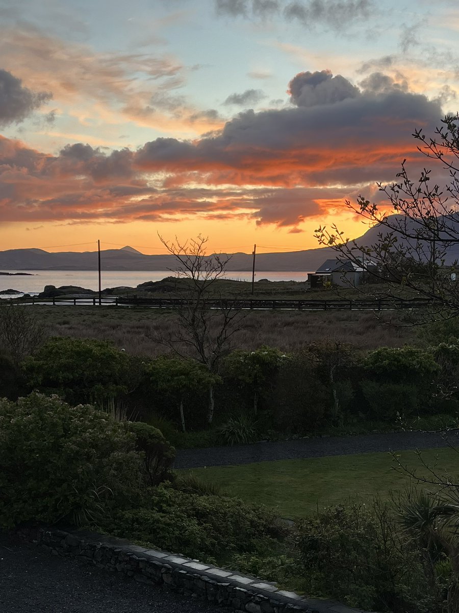 Sunrise <a href="/renvylehse/">Renvyle House Hotel & Resort🛎</a>