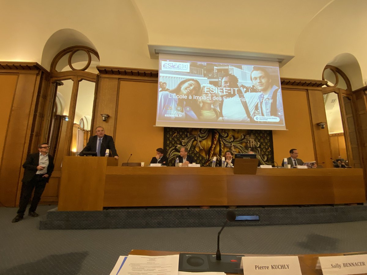 Pierre KUCHLY (@pkuchly57) on Twitter photo Présentation de <a href="/esiee_it/">ESIEE-IT</a> (une belle école de <a href="/CCI_Paris_IdF/">CCI Paris IdF</a>) lors de notre AG mensuelle par le président <a href="/philippecran/">Philippe Ecran</a> et le DG <a href="/PhilippeHaik/">Philippe HAÏK</a>
L’Esiee it c’est l’école #madein95 à impact des métiers du futur (informatique, IA, cyber, etc….) …
esiee-it.fr/fr Présentation de <a href="/esiee_it/">ESIEE-IT</a> (une belle école de <a href="/CCI_Paris_IdF/">CCI Paris IdF</a>) lors de notre AG mensuelle par le président <a href="/philippecran/">Philippe Ecran</a> et le DG <a href="/PhilippeHaik/">Philippe HAÏK</a>
L’Esiee it c’est l’école #madein95 à impact des métiers du futur (informatique, IA, cyber, etc….) …
esiee-it.fr/fr
