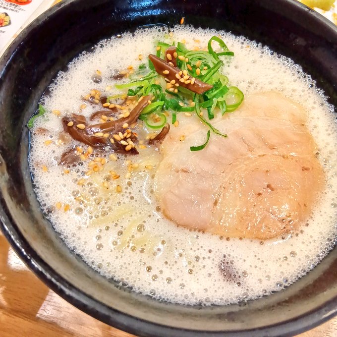 博多一双カプチーノ豚骨
@かっぱ寿司
これは結構豚骨の香りつよつよです!
紅生姜欲しき… 