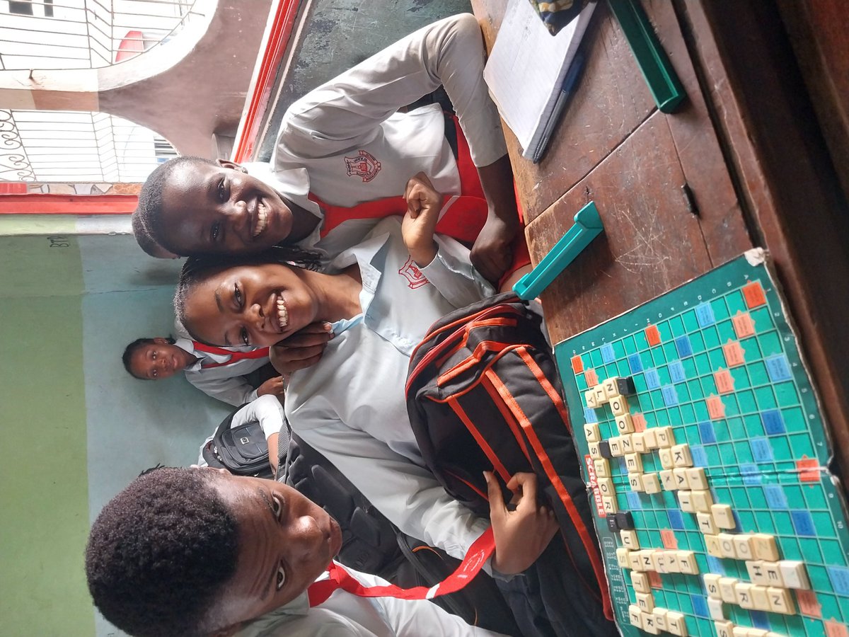 Bpweety's tweet image. I have been teaching Chess and Scrabble in schools in Warri for over ten years. We currently teach in more than 14 schools, each with an average of 150 learners...that is about 2,000 children every year!
Wow!!!