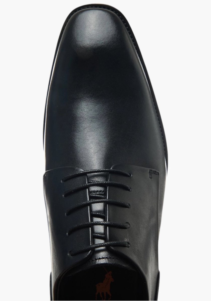 The Polo Black Panelled Gibson Lace Up Formal Shoes combine classic elegance with modern design for a sophisticated look.

#Polo #GibsonLaceUp #FormalShoes #BlackLeather #ClassicStyle #MensFootwear #TimelessDesign #ElegantLook #OfficeWear #SophisticatedStyle