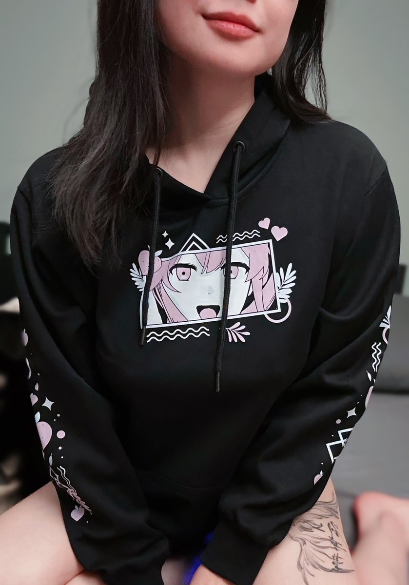 pocket trash 🍓💜 tweet media