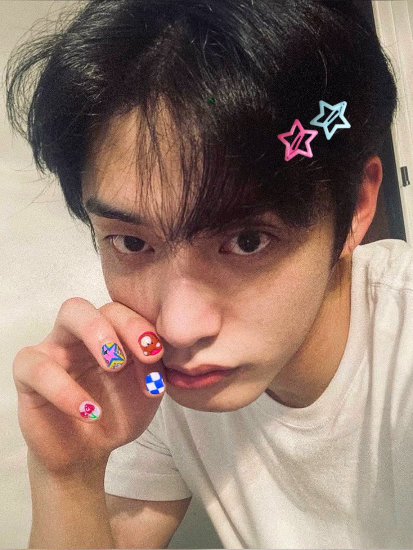 jiwoongiez's tweet photo. gelboy ✰ .ᐟ https://t.co/1xsSnotUnm