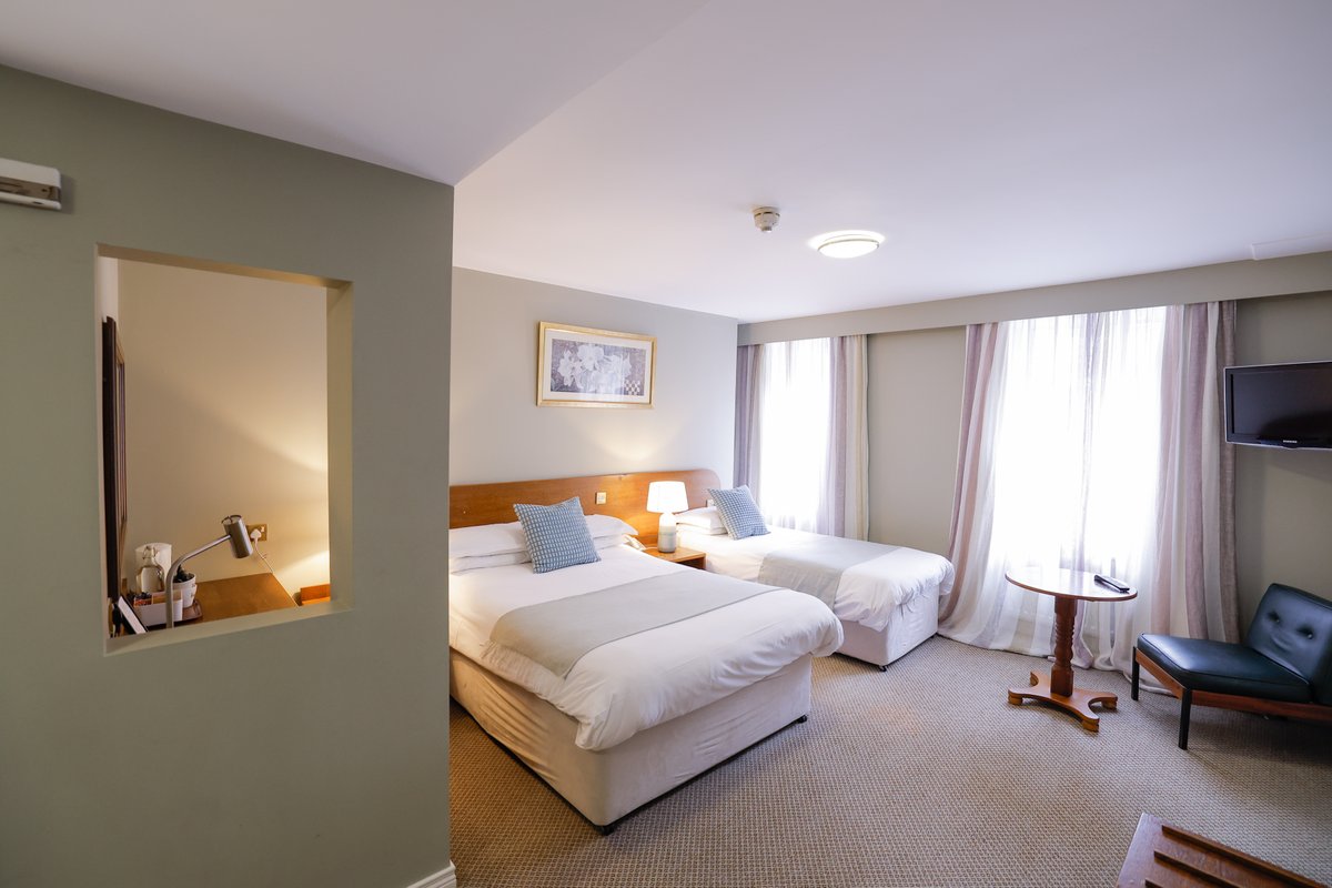 NITouristBoard's tweet image. A family-owned hotel in Armagh City has been awarded three-stars by Tourism Northern Ireland's Quality Grading Scheme. The Charlemont Arms Hotel recently underwent a host of improvements, including the bedrooms and the public areas. Read more: shorturl.at/DEDKt