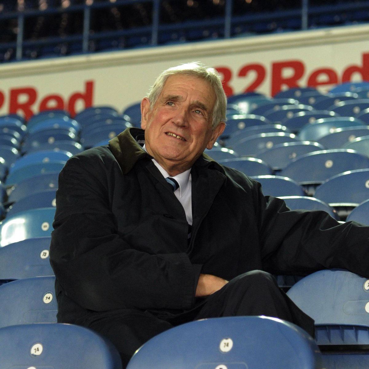🤍 5 years ago today, we lost a true #LUFC legend in Norman Hunter. Never forgotten, always remembered, rest in peace Norman.