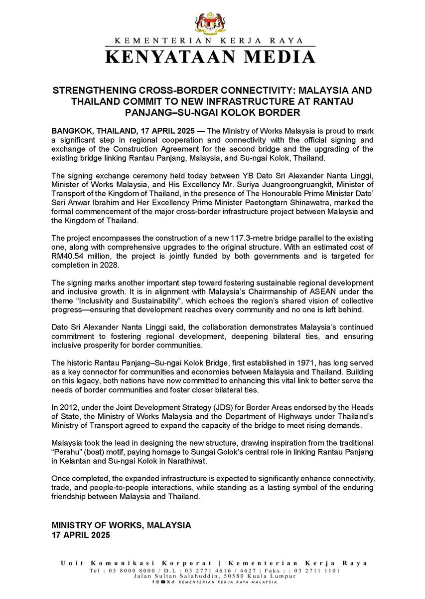 BernamaTV's tweet photo. Kenyataan Media Kementerian Kerja Raya: Strengthening cross-border connectivity: Malaysia and Thailand commit to new infrastructure at Rantau Panjang–Su-Ngai Kolok border
#digitalbernamatv
#malaysia
#thailand
#rantaupanjang
#sungaikolok https://t.co/5Od11KWSV5