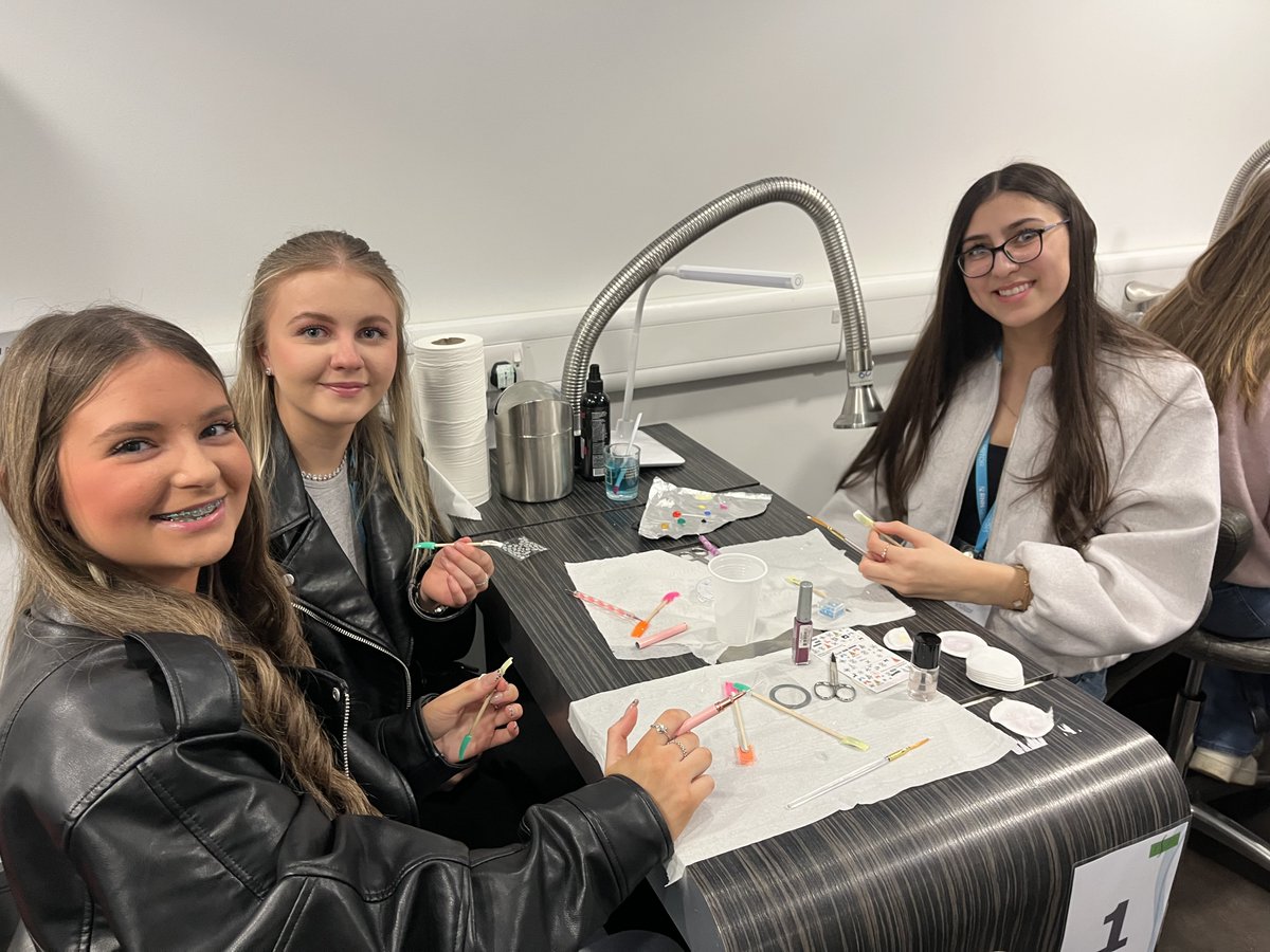 45 of our Year 10 students had an amazing time, trying out the different courses on offer at Rotherham College, on our Careers Taster Day at the end of March