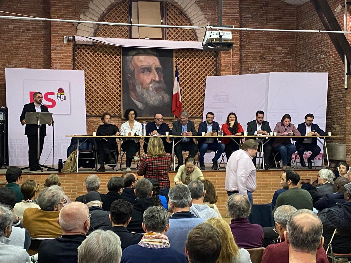 yannick_lacoste's tweet photo. 🗳️ Fier de contribuer à Avenir Socialiste dans le cadre du 81e Congrès du PS. Avec les camarades de Haute-Garonne, nous portons une gauche fidèle à ses valeurs, ancrée dans le réel, lucide sur ses défis, et déterminée à reconstruire. #CongrèsPS @AV_socialiste #PS31 https://t.co/Bla66PVerN