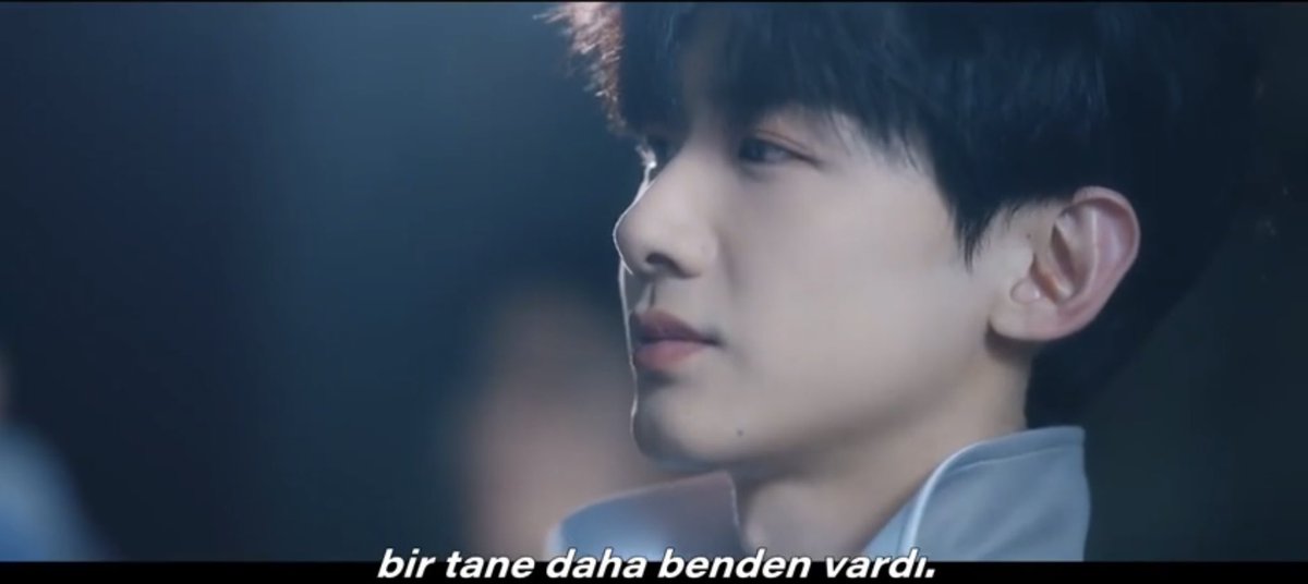 teachmesensei_'s tweet image. lise yıllarında çıkmışlar o yılların dizide gösterilmesini sevdim aynı zamanda okula ait anıları izlemesi de keyifli oluyor #FirstFrost