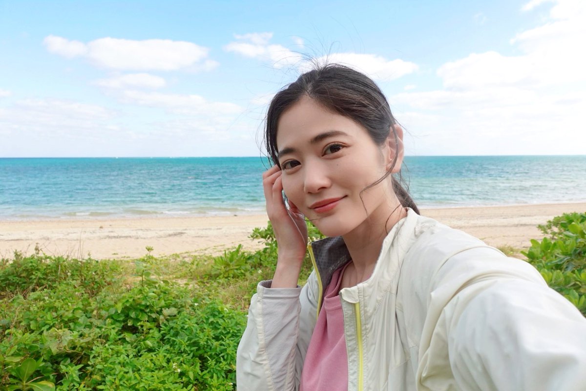 明日、NHK『テントを背負って』再放送があります⛺️石垣島に行った回です☻

【BSP4K】4/18(金)21:45-22:14　
『テントを背負って -南の島に鳥を見に行く-』
初めての石垣島で、バードウォッチングしながら海に山に、大自然を満喫できて本当に幸せでした😭また行きたいなぁ..
是非ご覧ください！