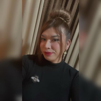 TanIvanah's tweet photo. #NewProfilePic https://t.co/HzE0tuBYko