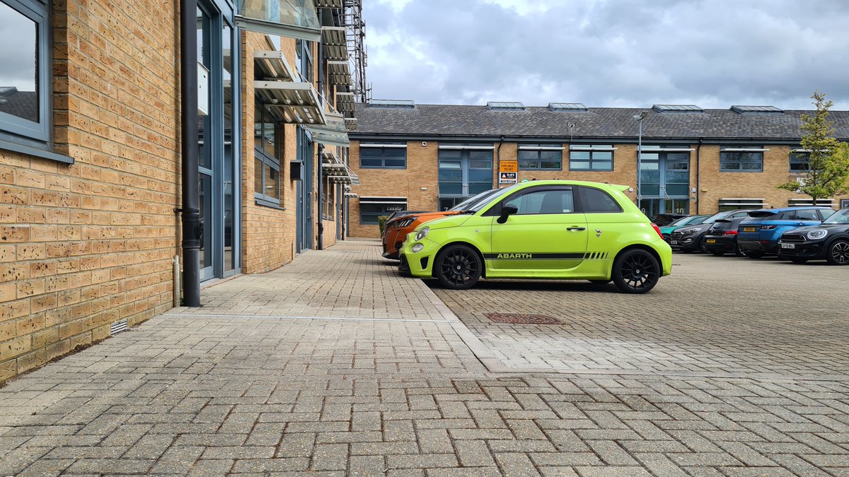 We had the pleasure of carrying out this installation in Prisma Park in Basingstoke this week.

The channel fits in perfectly with the existing concrete pavers and could be mistaken for having been installed with the original pavement 👀