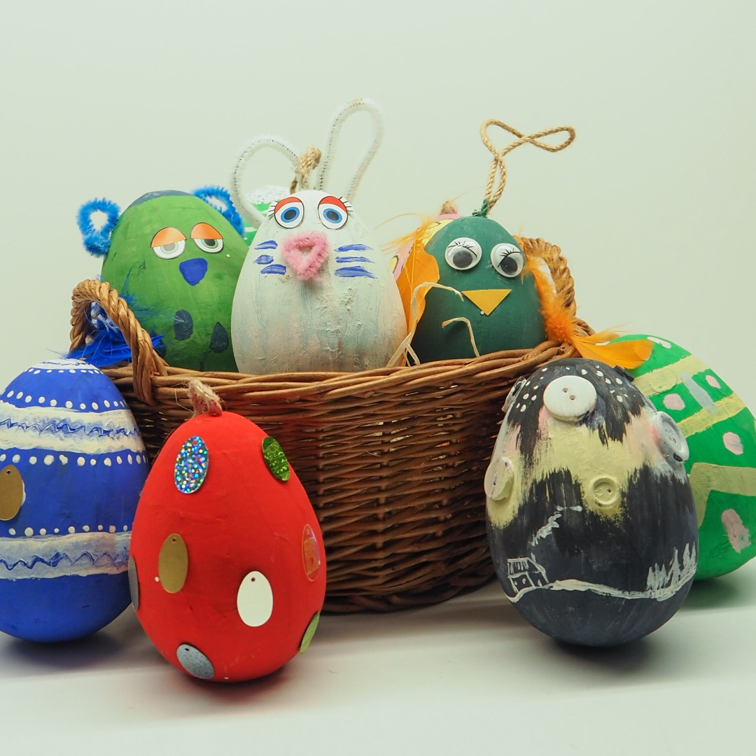 We've been enjoying the Easter holidays here at Reading Museum welcoming in so many families!

🐤 Just a reminder that we will be CLOSED on Good Friday, Easter Sunday and Monday but OPEN on Saturday 19 April 10am to 5pm 🐥 

 rdguk.info/Family_Fun_pag…

#RDG #RDGUK #EasterHoliayFun