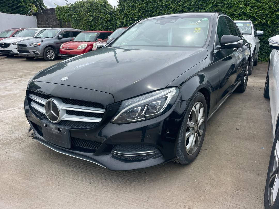 vaniamotors's tweet photo. Quick sale
Mercedes Benz
YOM 2015
C200
Petrol

MIL 46,500,000/=

Inapungua Elfu Sabini 😋 https://t.co/1BiuN9kD78