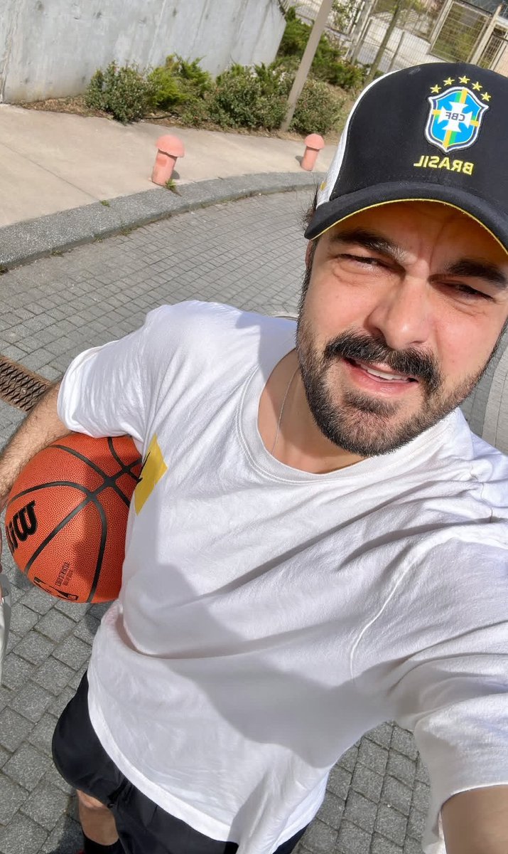 🍯🤍

#HalilİbrahimCeyhan