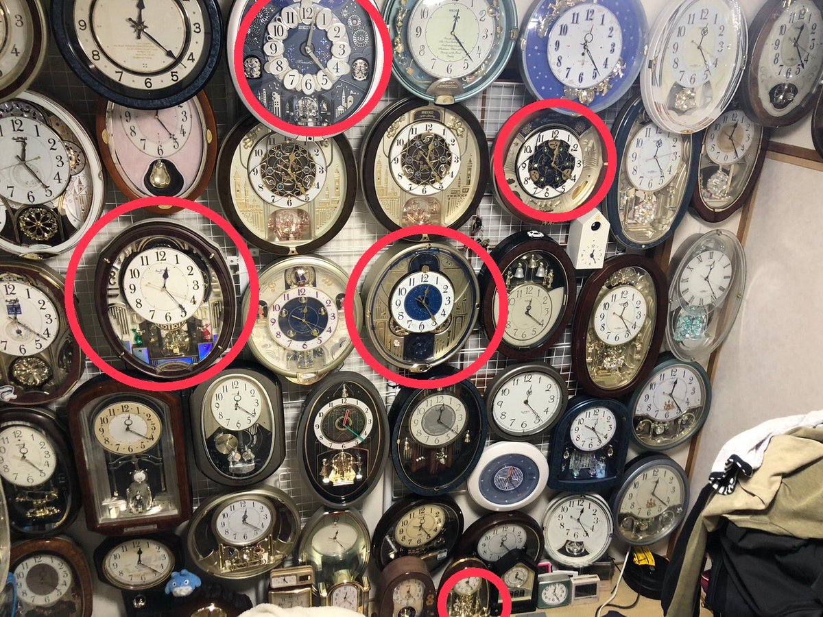 我が家のメイン枠時計部屋で今現行で売られてるやつのみ丸したらだいぶ