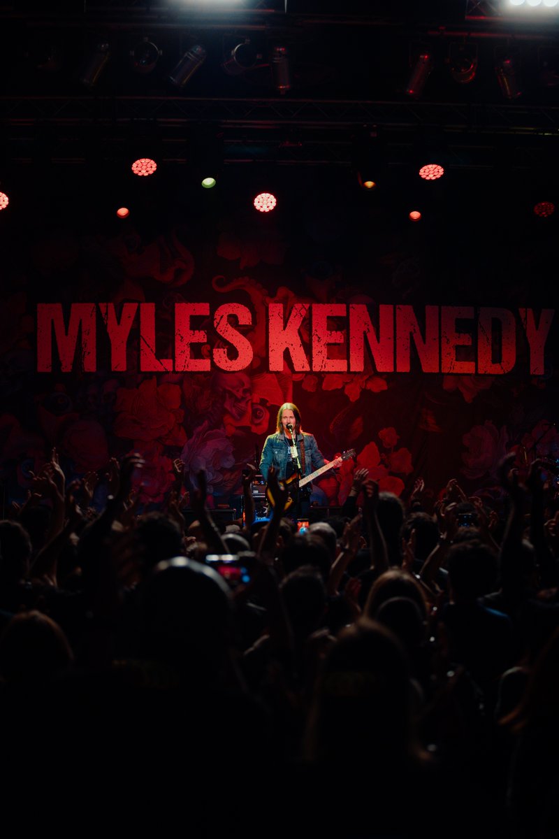 ~ THE ART OF LETTING GO TOUR ~
Tickets: myleskennedy.com
10/6 - Dresden, Germany - Schlachthof
11/6 - Zwolle, Hol - Hedon
15/6 - Paris, France - Elysee Montmartre
16/6 - Eindhoven, Hol - Effenaar
23/6 - Muenster, Ger - Skaters Palace
24/6 - Bremen, Ger -Aladin Music Hall