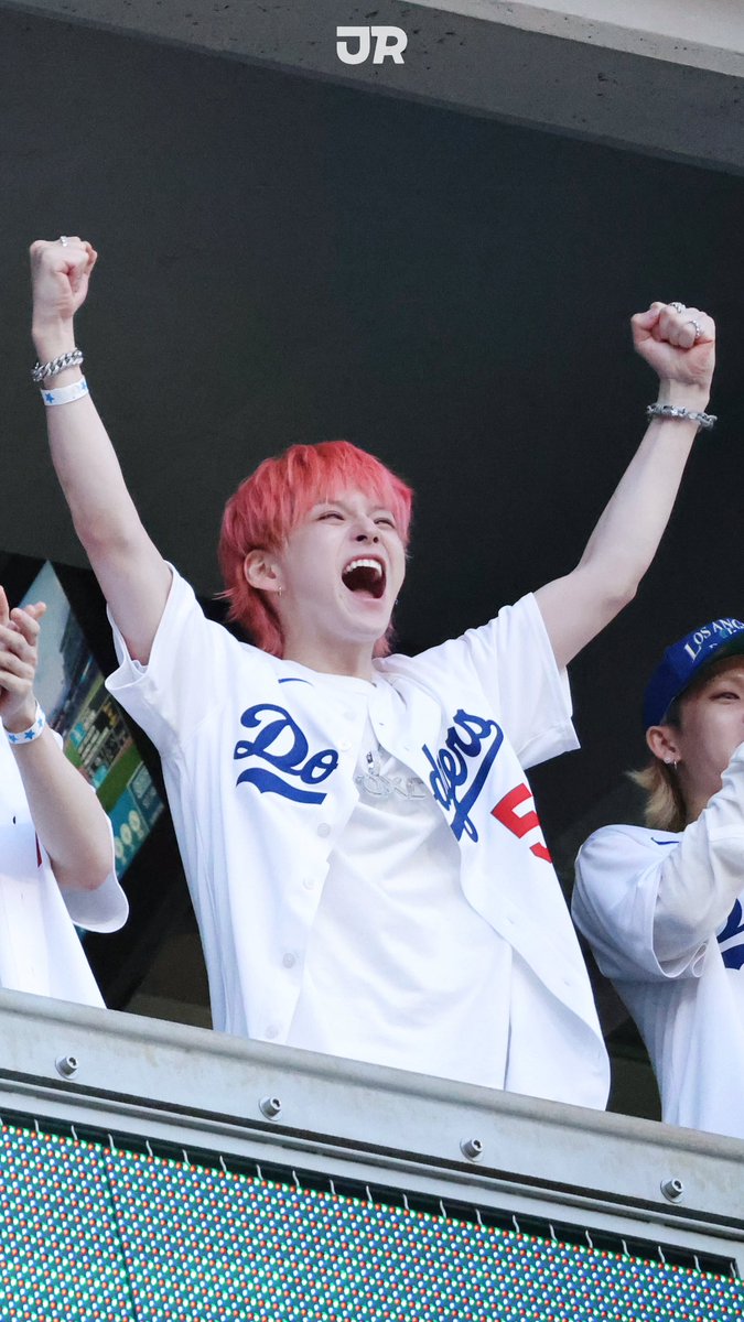 250416 

#YOSHI #요시 #ヨシ #YOSHINORI #요시노리 #ヨシノリ #金本芳典 
#TREASURE #트레저 #トレジャー
#LetsGoDodgers