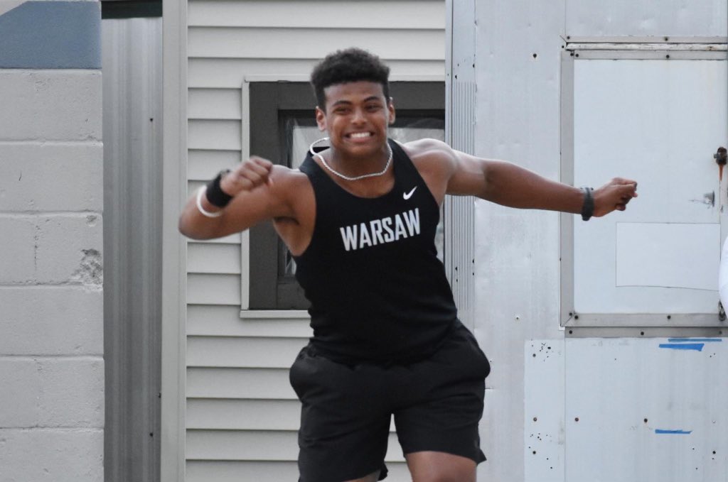 Additionally, a BIG congratulations goes to Kam Kauffman for being one of the five scholarship winners! Kam, a three-sport standout, will be playing football &amp; studying sports management at Harding University!