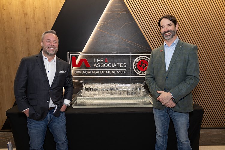 LeeAssociateHOU's tweet image. We recently celebrated 10 years of growth, grit &amp;amp; great people 🥂 Huge thanks to our team, CDM360 for an unforgettable event, and Curt Bennett for the handcrafted keepsakes. Here’s to the next decade! 🎉
#10YearsStrong #CheersTo10 #AgedToPerfection #Teamwork