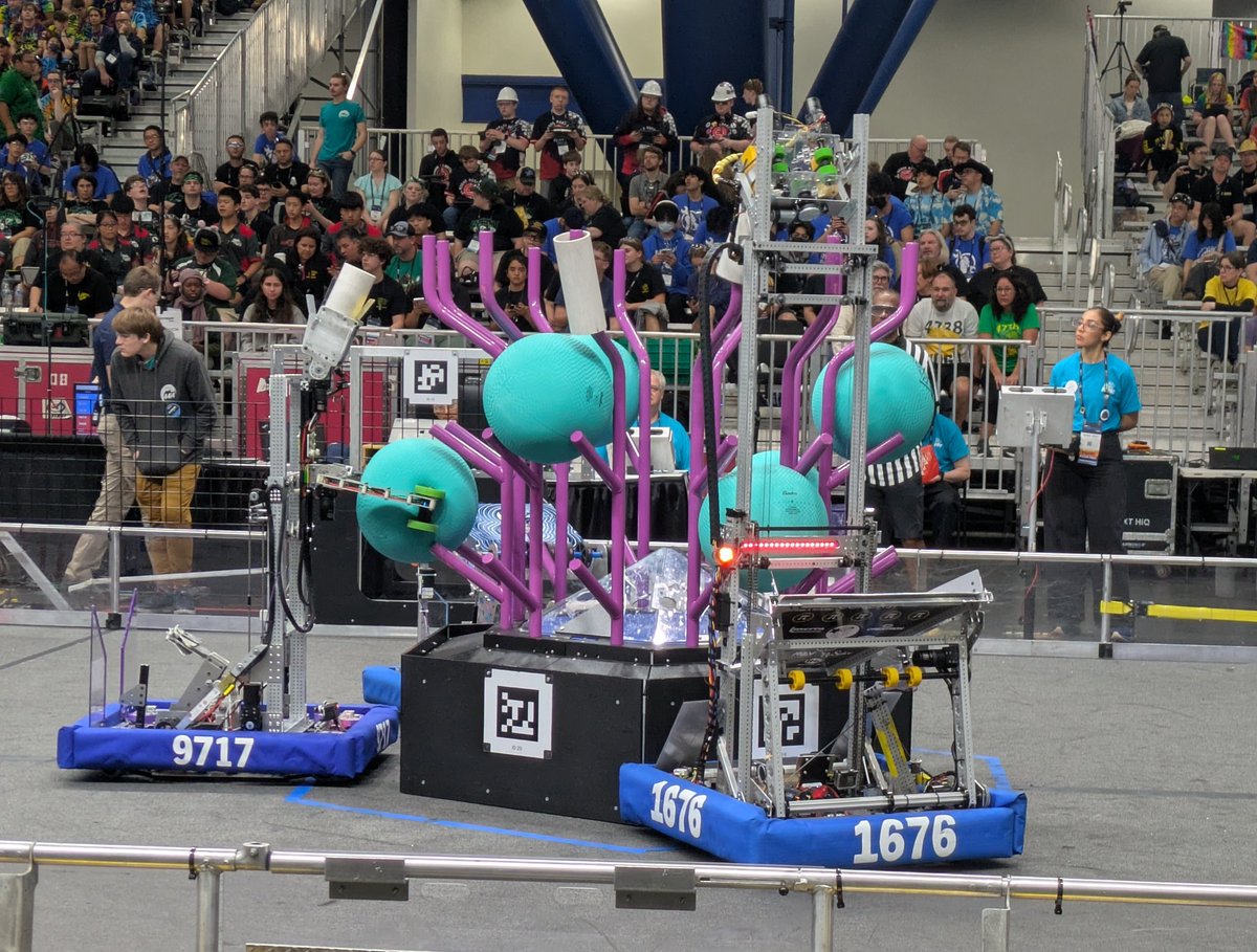 First match of the day was a loss but we are working to improve for the next. Let's go!! 💛🖤 <a href="/FRCTeams/">FIRST Robotics Competition</a> <a href="/pvrhsd/">PVRHSD</a> <a href="/PascackValleyHS/">Pascack Valley High School</a> <a href="/pascackhillsnj/">pascackhillsnj</a>