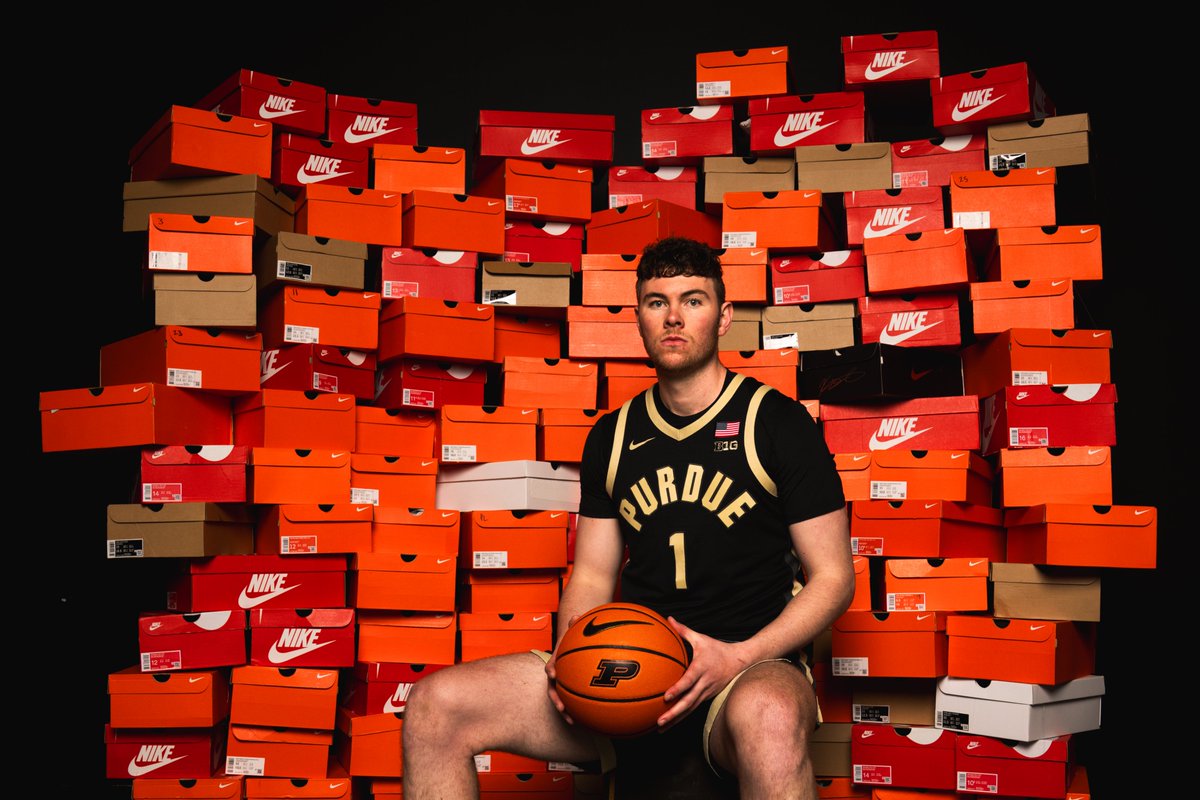 BoilerBall's tweet photo. Introducing: Liam Murphy

📏: 6-7, 220
📍: Staten Island, N.Y. https://t.co/nPoWP74Hfs