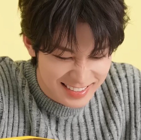jeononutime's tweet photo. MY SHAYLAAAAA https://t.co/aow3n6ibAy