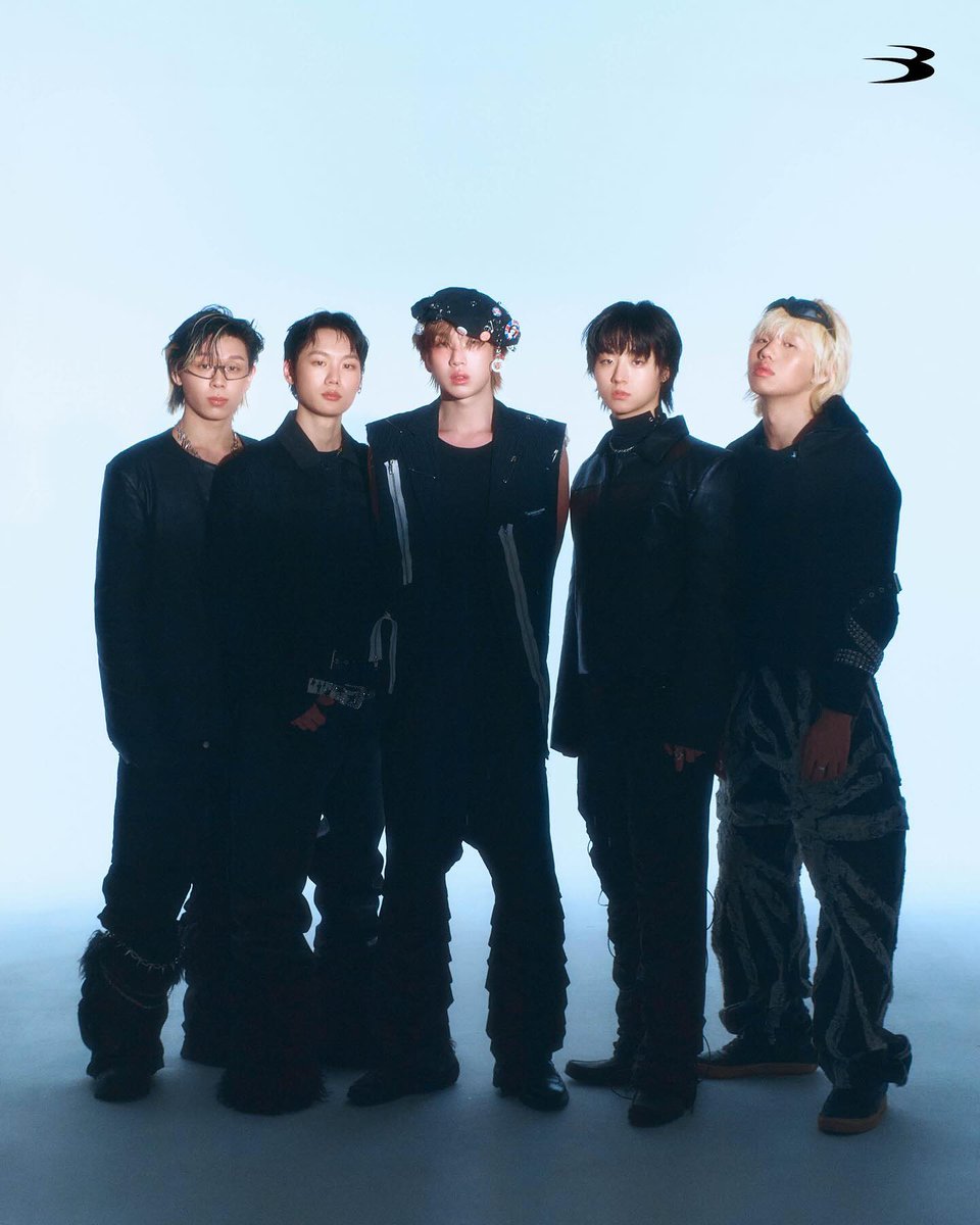 0waveBrazil's tweet image. 📸|| 0WAVE collab with BREAK MAGAZINE 

#0WAVE #영웨이브 #VIIN #MODS #WOOSEOJUN #YUKON #AIBOY