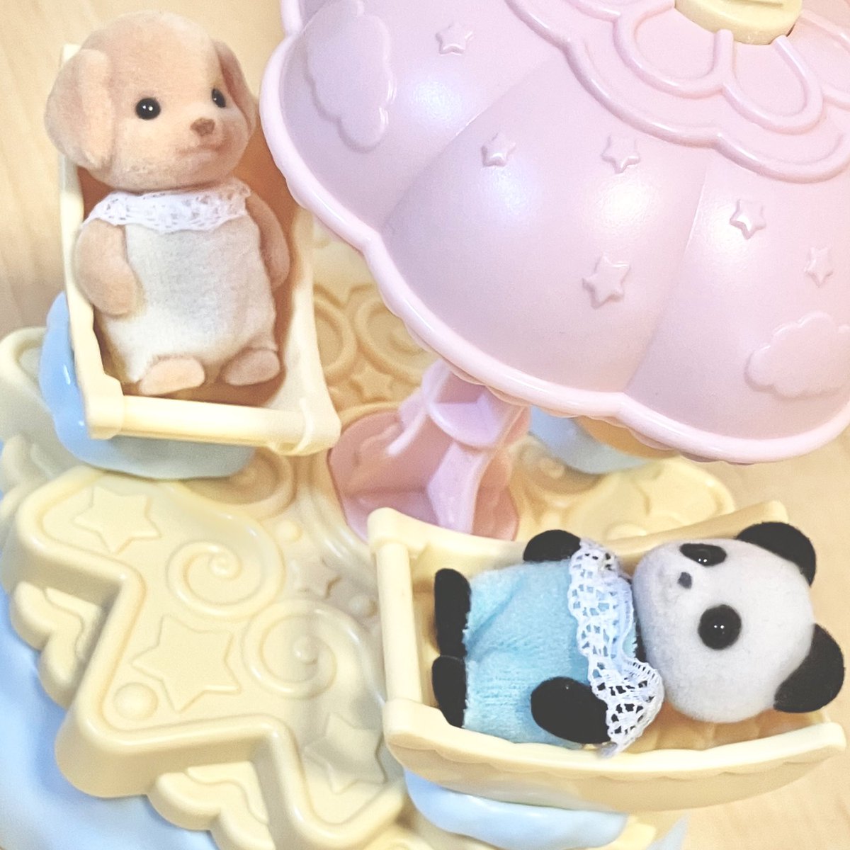 moe  got  sum  treats  4  going  outside !