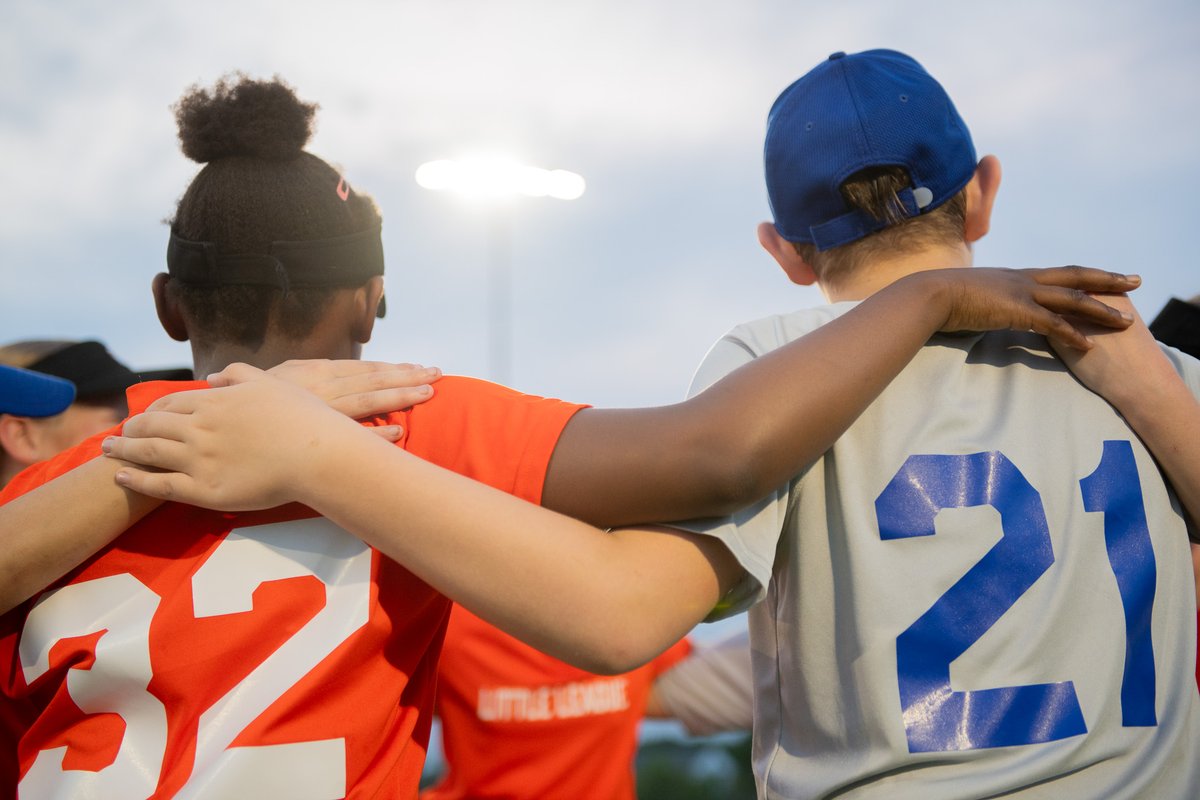 Musco Lighting (@muscolighting) on Twitter photo As <a href="/LittleLeague/">Little League</a> seasons begin across the country, we're honored to continue our long-standing partnership supporting youth sports and strengthening communities around the world ⚾️🥎
Learn more about our partnership: musco.com/partners/littl… As <a href="/LittleLeague/">Little League</a> seasons begin across the country, we're honored to continue our long-standing partnership supporting youth sports and strengthening communities around the world ⚾️🥎
Learn more about our partnership: musco.com/partners/littl…