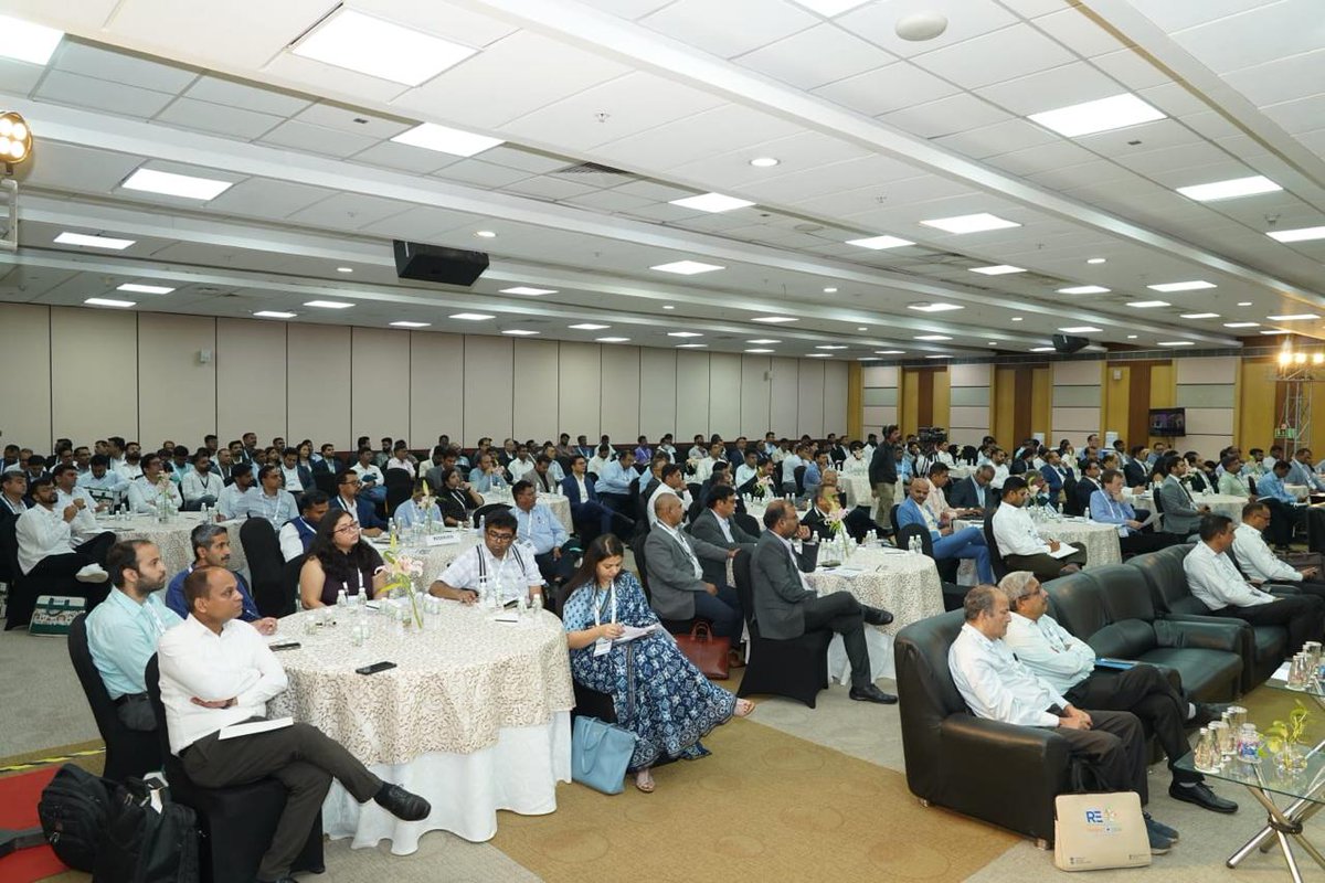 The Energy and Petrochemicals Department, Government of Gujarat, hosted the 5th Stationary Energy Storage India (SESI) at Mahatma Mandir, Gandhinagar, led by Shri S.J. Haider and Shri Arun Mahesh Babu M.S., IAS—reaffirming Gujarat’s leadership in RE and Energy Storage. #BESS #RE