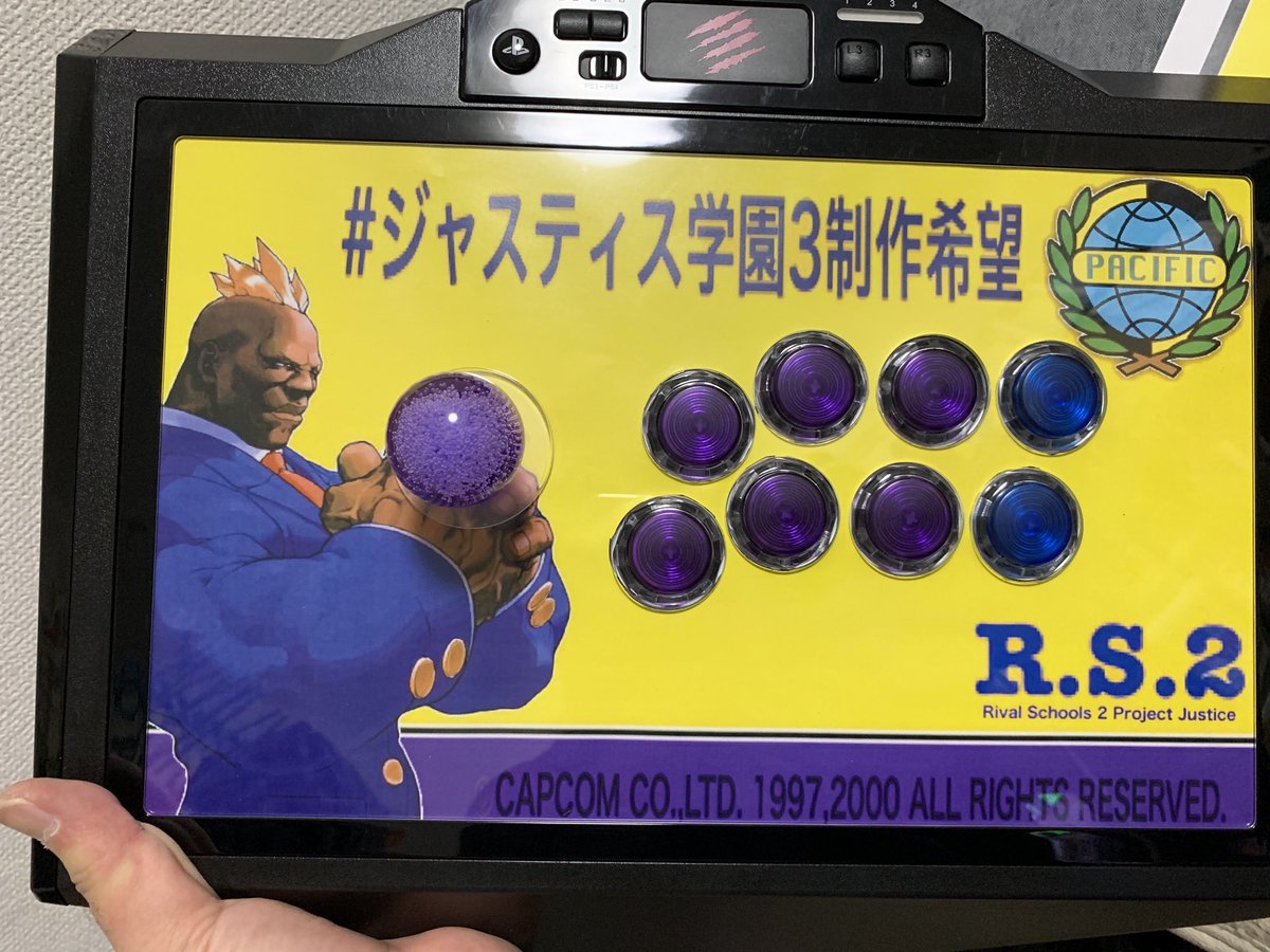 みっと tweet media