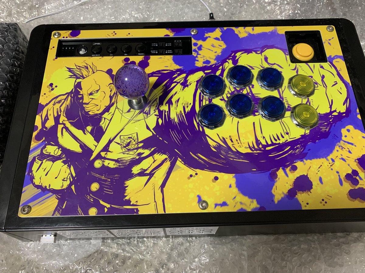 みっと tweet media