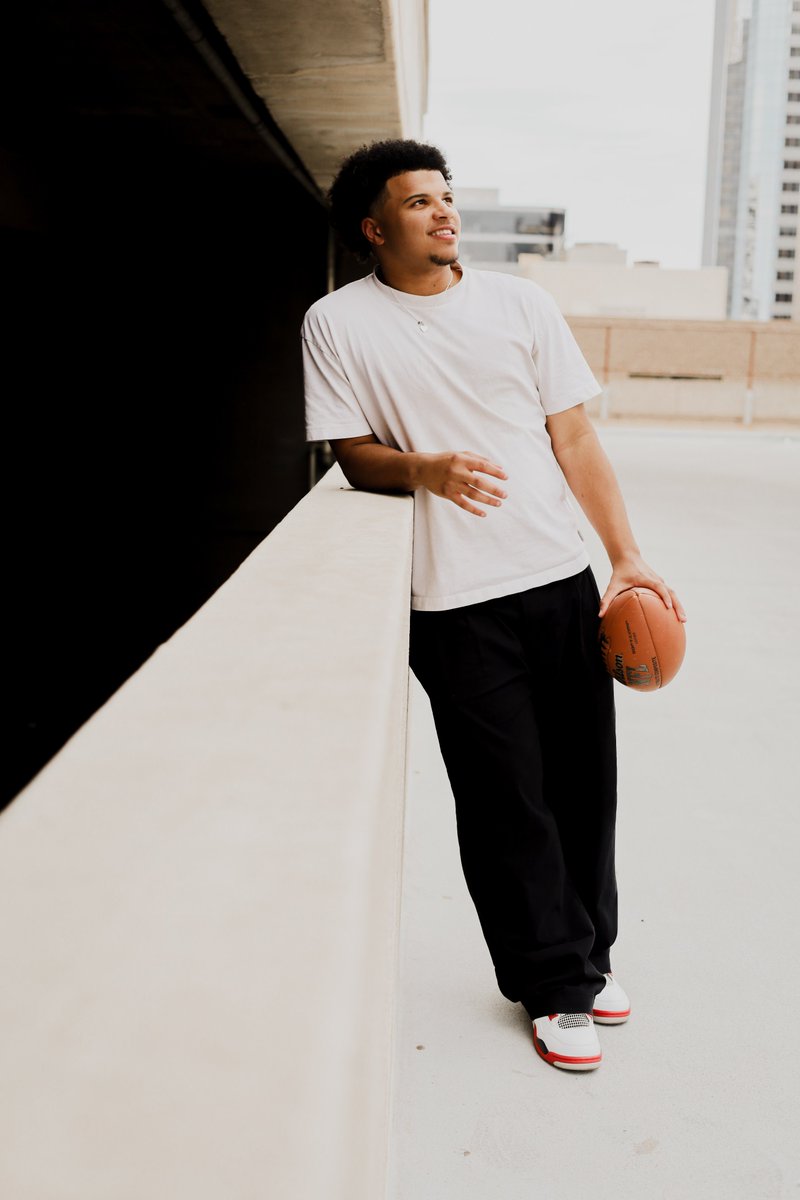 We LOVE the #classof2025! Congratulations to Marcus! He will attend Arizona Christian University, where received an athletic scholarship for football! #TakeFlightDV <a href="/DVHSSkyhawks/">Deer Valley Skyhawks</a>